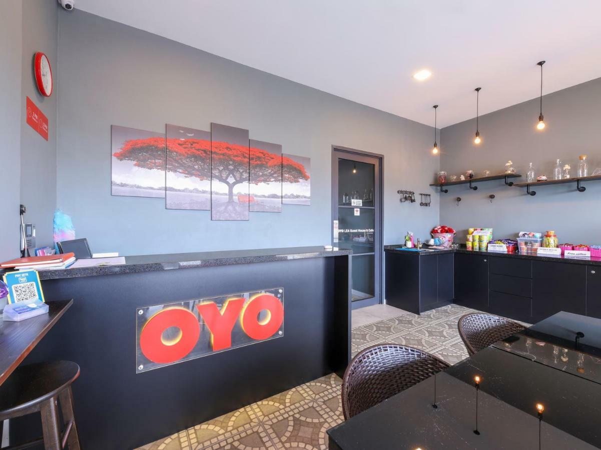 Super Oyo 1145 Lea Guest House & Cafe Lukut Exterior foto
